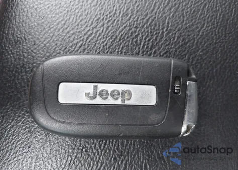 2017 Jeep Compass Latitude Fwd z USA, uszkodzony, nr VIN 3C4NJCBBXHT672732